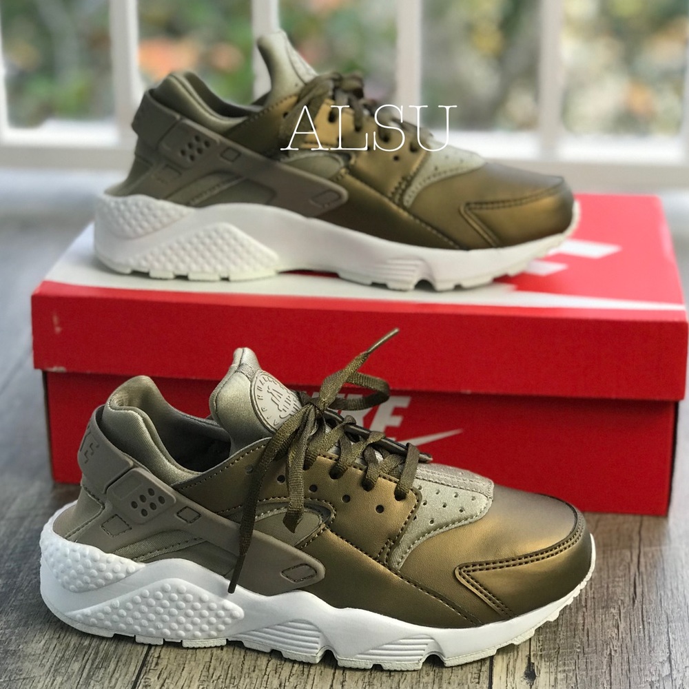 NWT Air Huarache Run PRM TXT Khaki Gold W AUTHENT - Picture 2 of 8